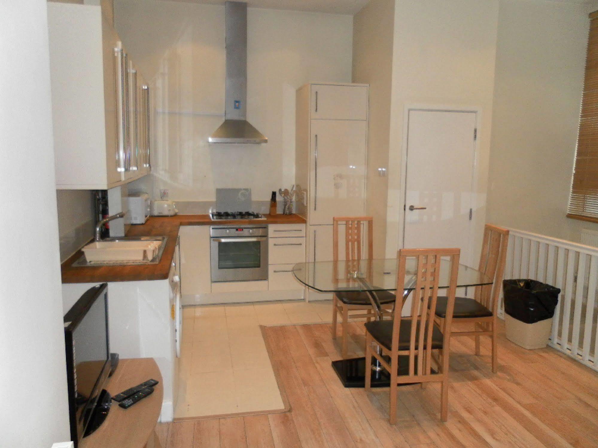 แอคเซส ออสตัน Apartment ลอนดอน ภายนอก รูปภาพ